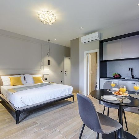 Dora Rooms And Studios Sutivan Bagian luar foto