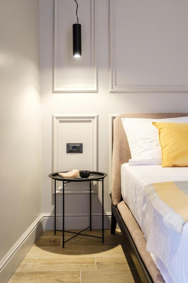 Dora Rooms And Studios Sutivan Bagian luar foto