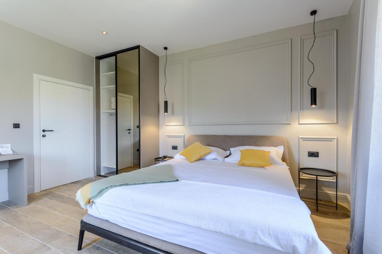Dora Rooms And Studios Sutivan Bagian luar foto
