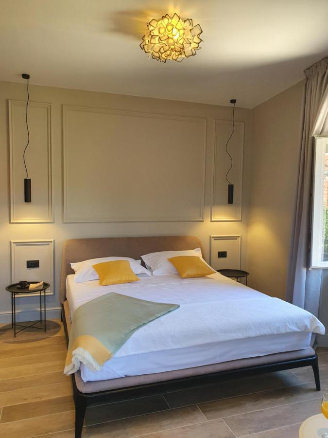 Dora Rooms And Studios Sutivan Bagian luar foto
